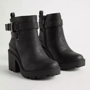 NEW Torrid Strappy Buckle Bootie 11WW